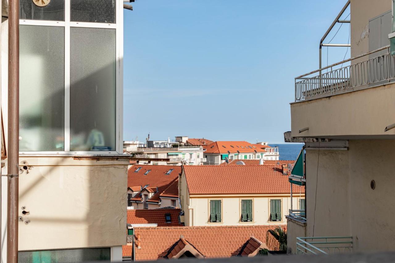 H11 Lux Ariston Sanremo - Centro Apartment ภายนอก รูปภาพ